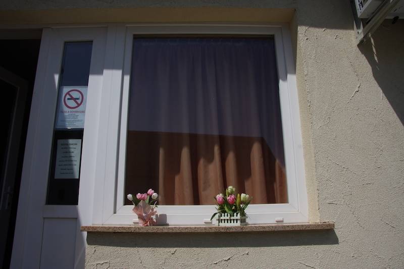 Kültéri ablakpárkány