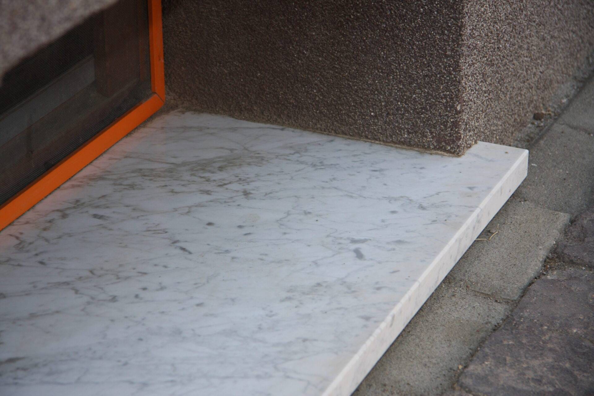 Márvány ablakpárkány